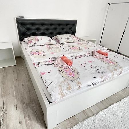 Apartament Linistit / Cozy Apartment Câmpulung Moldovenesc Exterior foto